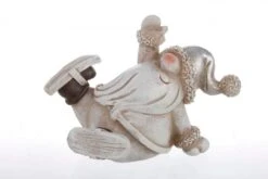 Ensemble De 6 Statuettes De Père Noël Assis Pour Une Décoration Festive